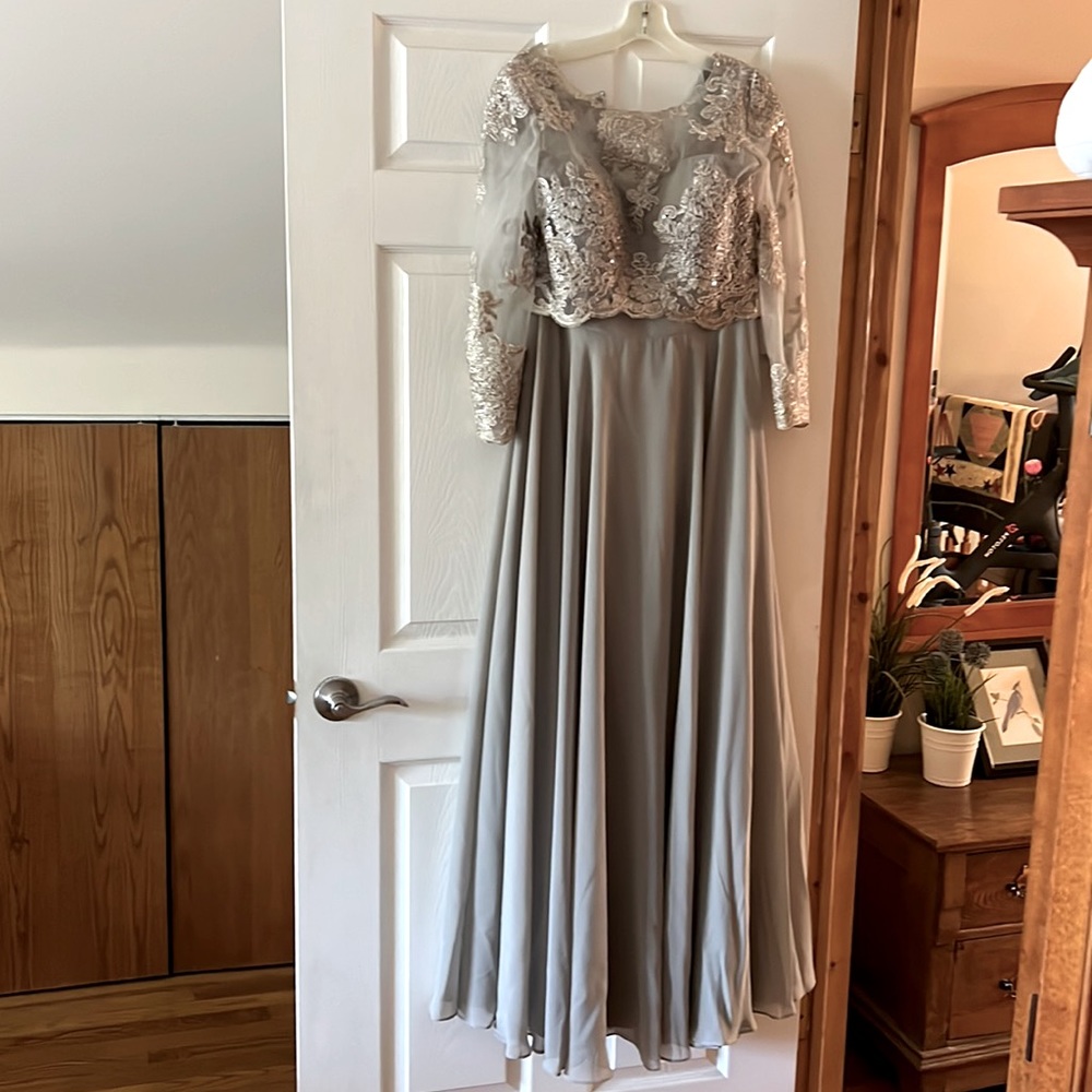 Mother of the Bride/Groom dress